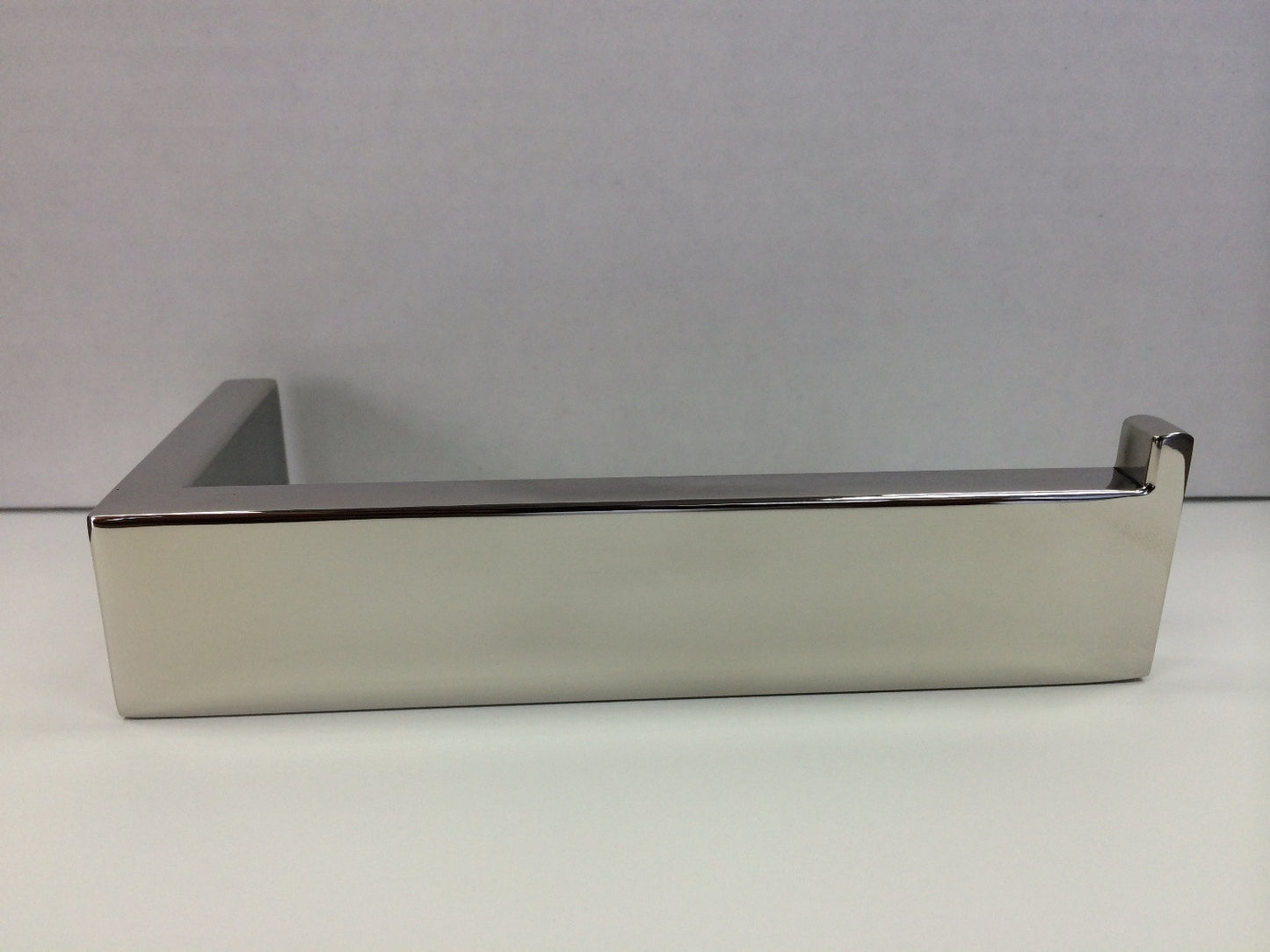 AQUA DECOR ACC 34 Paper Holder Modern Bathroom Accessory - Chrome