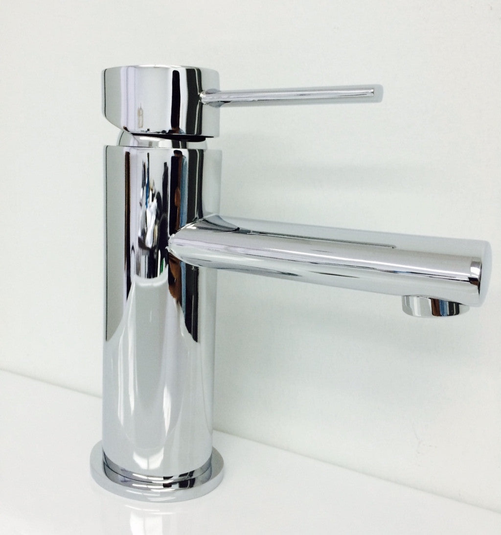 Aquamoon Dilo Single Hole Mount Faucet - Chrome