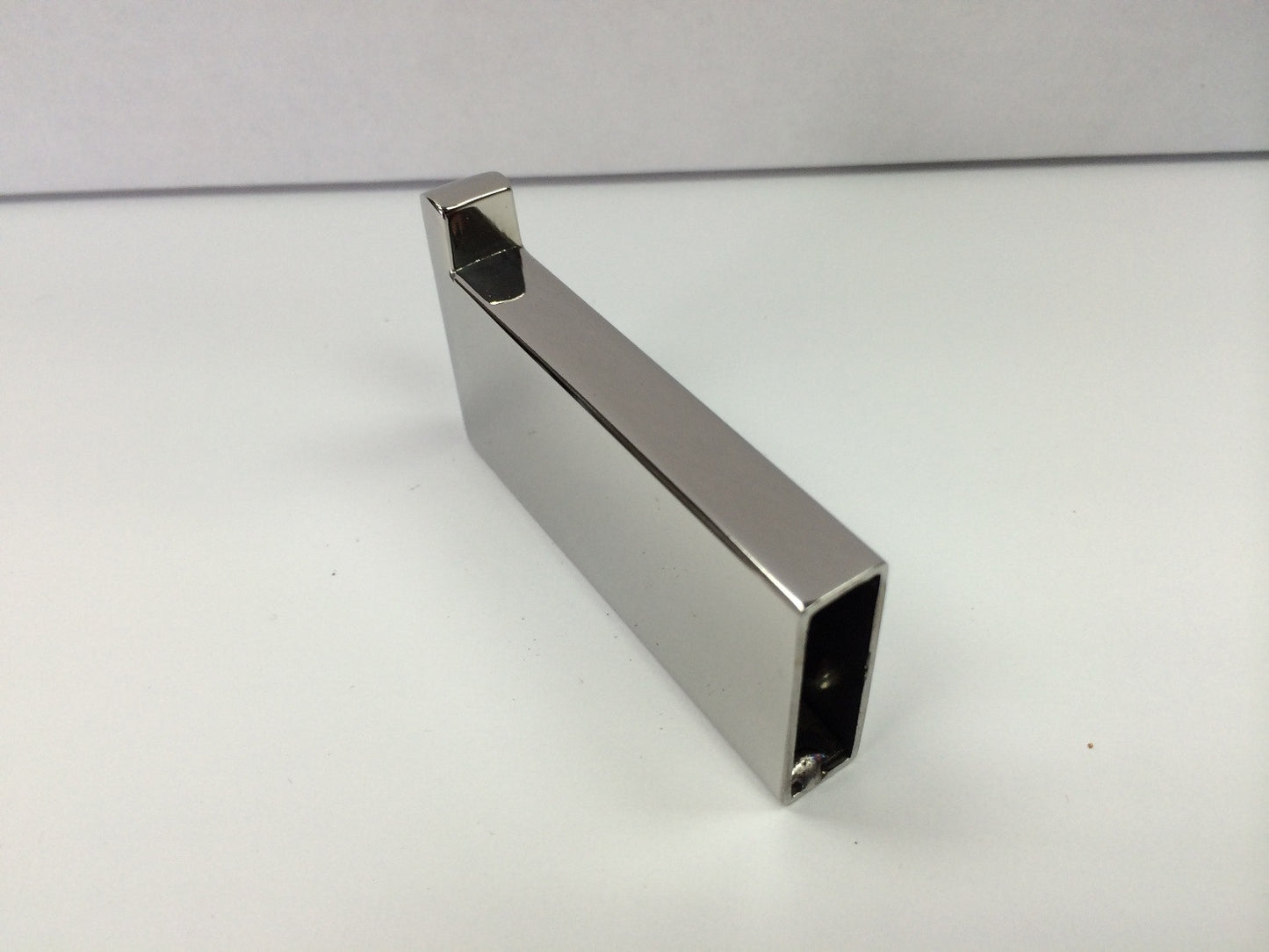 AQUA DECOR ACC 34 Hook Modern Bathroom Accessory - Chrome