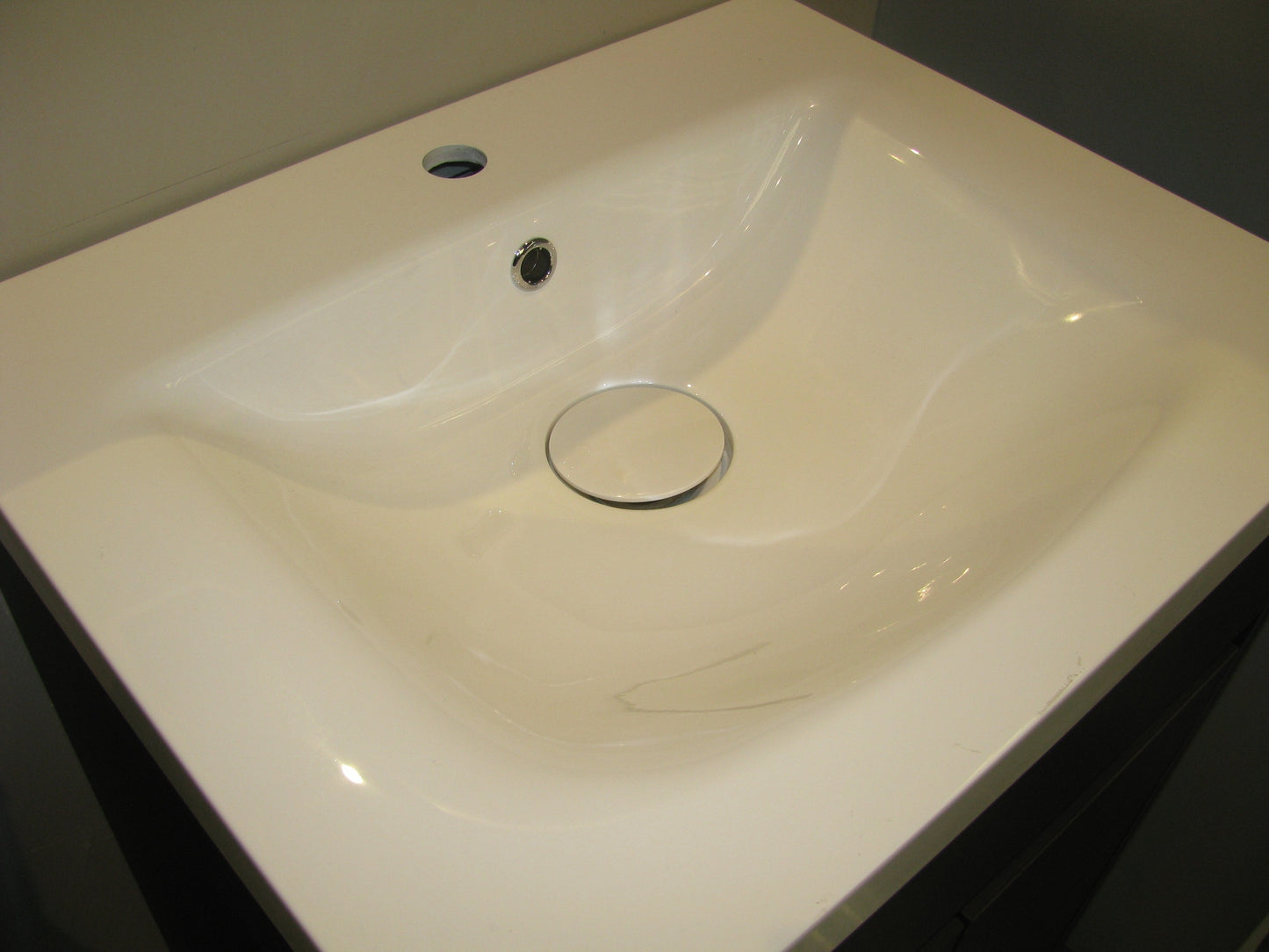 Aquamoon Danu 24 Modern Bathroom Vanity Set - Wenge