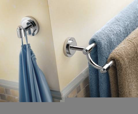 MOEN Iso chrome 24" double towel bar