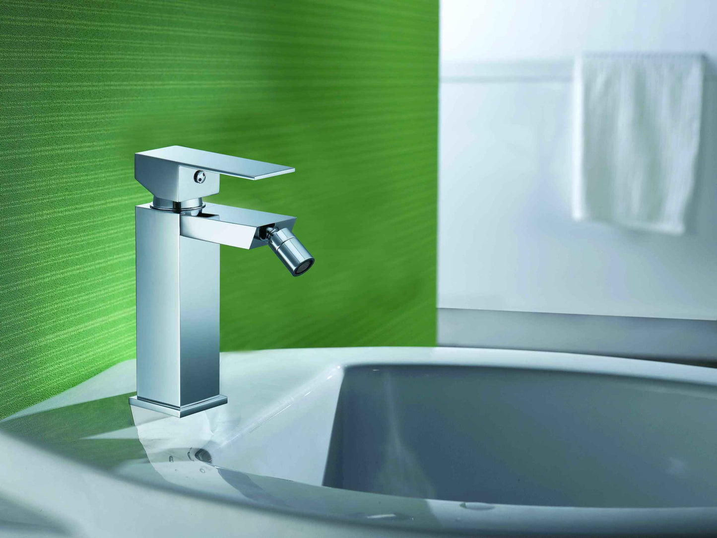 Aqua Decor Milan Single Handle Bathroom Bidet Faucet - Chrome