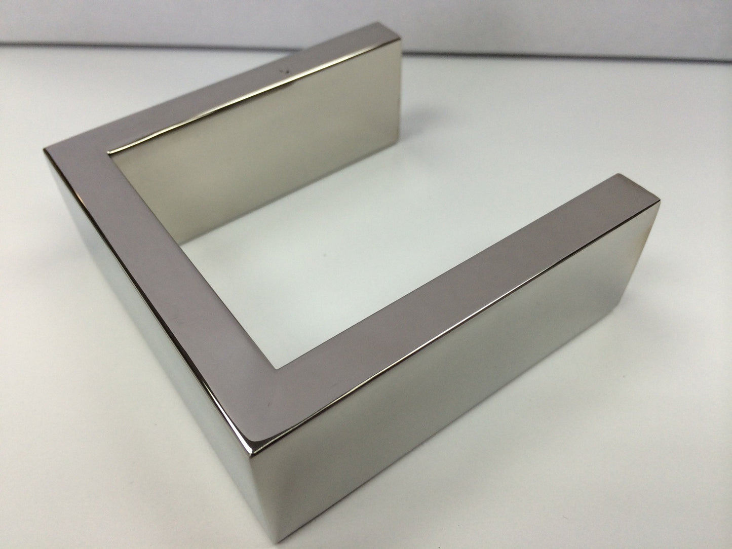 AQUA DECOR ACC 34 Soap Dispenser Modern Bathroom Accessory - Chrome