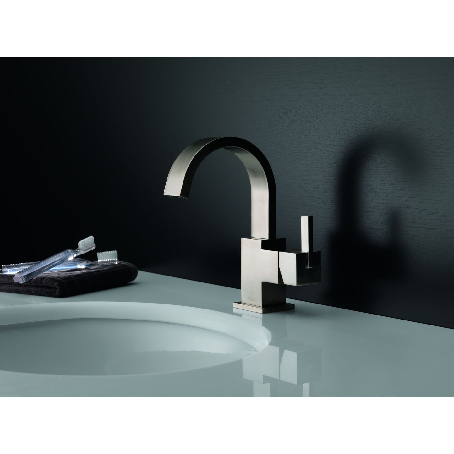 Delta Vero Single Handle Centerset Lavatory Faucet Stainless