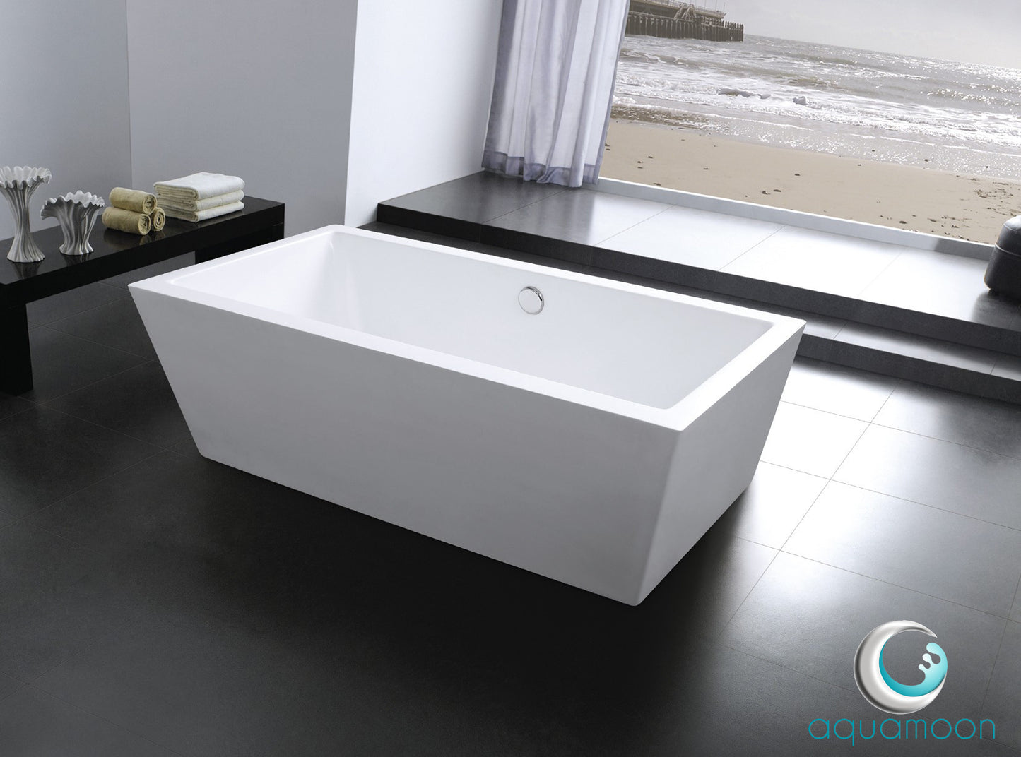Aquamoon Paris White Freestanding Soaking Bathtub