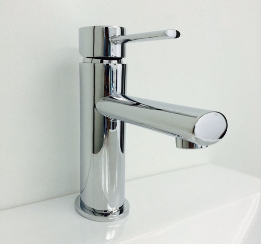 Aquamoon Dilo Single Hole Mount Faucet - Chrome