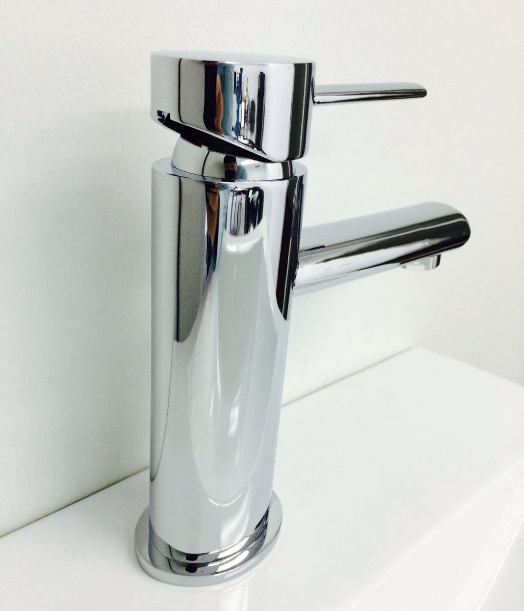 Aquamoon Dilo Single Hole Mount Faucet - Chrome