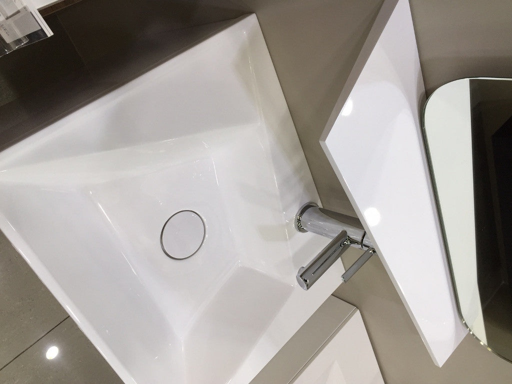 Aquamoon Hara 24 Modern Bathroom Vanity Set - White