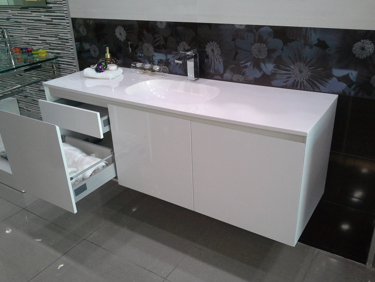 Aquamoon Soul 58 Modern Bathroom Vanity Set - White