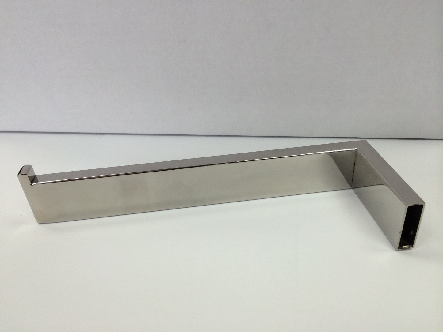 AQUA DECOR ACC 34 Hand Towel Holder Modern Bathroom Accessory - Chrome